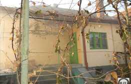 Casa individuala cu 2 camere, 72 mp utili, 2032 mp teren!