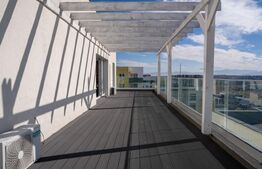 Penthouse de inchiriat, terasă 40 mp și vedere panoramică spre Tâmpa