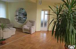 Casa de inchiriat, 450 mp, garaj, zona cu acces facil!