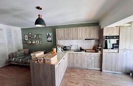 Apartament 2 camere, 56 mp, semidecomandat, 2 parcari, zona Porii