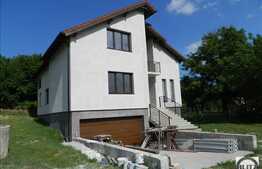 Casa de vanzare, 300 mp utili si 1000 mp teren,  in zona Feleacu!