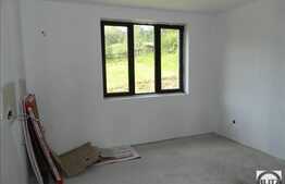 Casa de vanzare, 300 mp utili si 1000 mp teren,  in zona Feleacu!