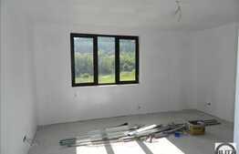 Casa de vanzare, 300 mp utili si 1000 mp teren,  in zona Feleacu!