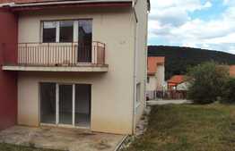 De vanzare duplex semifinisat in Gilau! 80 mp utili, 380 mp teren!