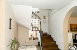 De vanzare casa 400 mp, D+P+E+M cu 1815 mp teren si front de 20 ml, zona Donath