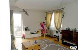 De vanzare casa 400 mp, D+P+E+M cu 1815 mp teren si front de 20 ml, zona Donath