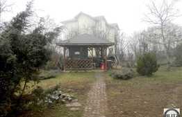 De vanzare casa 400 mp, D+P+E+M cu 1815 mp teren si front de 20 ml, zona Donath