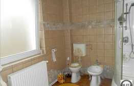 De vanzare casa 400 mp, D+P+E+M cu 1815 mp teren si front de 20 ml, zona Donath