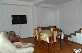 Casa cuplata, 140 mp, teren 320 mp, zona linistita de case