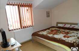 Casa cuplata, 140 mp, teren 320 mp, zona linistita de case