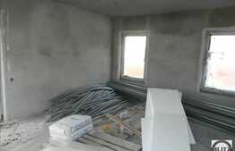 Duplex de vanzare cu 107 mp, 150 mp de teren, semifinisat! Zona Terra!