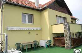 Casa de vanzare, D+P+E+M, 600 mp plus 660 mp gradina