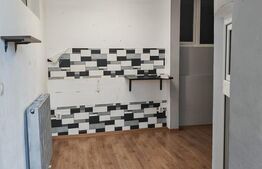 Spatiu comercial, 14 mp, zona Centrala - Campia Turzii