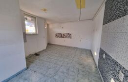 Spatiu comercial, 15 mp, zona Centrala - Campia Turzii