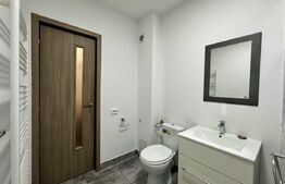 Apartament 3 camere, 70 mp total, acces pietonal Vivo