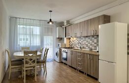 Apartament 3 camere, 70 mp total, acces pietonal Vivo