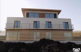 Duplex cu 5 camere, 155 mp, teren de 250 mp, semifinisat, zona linistita!