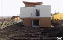 Duplex cu 5 camere, 155 mp, teren de 250 mp, semifinisat, zona linistita!