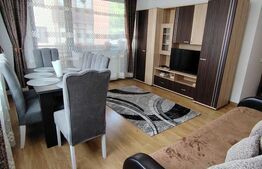 Apartament 2 camere decomandat, 57 mp cu parcare, zona Sub Cetate
