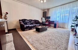 Apartament 3 camere, 65 mp, parcare, intermediar, zona Teilor