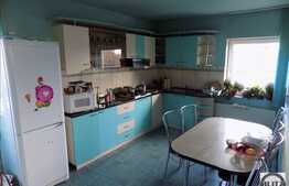 Casa cu 6 camere, 324 mp, teren 1000 mp, partial mobilata, zona linistita!