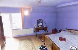 Casa cu 6 camere, 324 mp, teren 1000 mp, partial mobilata, zona linistita!