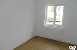 3 camere, strada Florilor, 75 mp utili, finisat, 2 balcoane