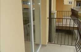 3 camere, strada Florilor, 75 mp utili, finisat, 2 balcoane