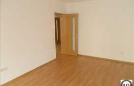 3 camere, strada Florilor, 75 mp utili, finisat, 2 balcoane