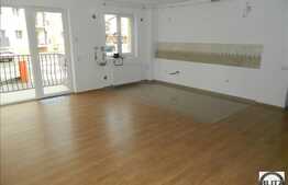 3 camere, strada Florilor, 75 mp utili, finisat, 2 balcoane