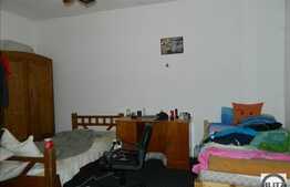 Casa cu 2 camere, 70 mp, 385 mp teren, zona linistita!