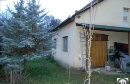 Casa cu 2 camere, 70 mp, 385 mp teren, zona linistita!