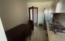 Apartament cu 3 camere, 72 mp, cu parcare, in zona Eroilor.