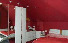  Casa cu spatii multiple in cartierul Andrei Muresanu