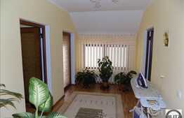 Casa cu 5 camere, 174,3 mp, 550 mp teren, zona Auchan