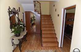 Casa cu 5 camere, 174,3 mp, 550 mp teren, zona Auchan