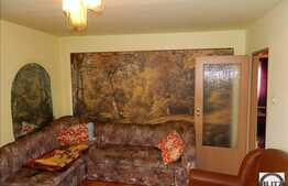 De vanzare apartament cu 3 camere, decomandat, 67 mp, cu  parcare subterana