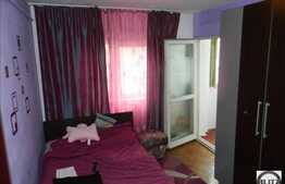 De vanzare apartament cu 3 camere, decomandat, 67 mp, cu  parcare subterana