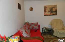 Casa cuplata, 50 mp, curte comuna, teren 190 mp, mobilata, zona semicentrala!