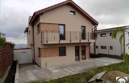 Casa individuala, 250 mp utili, teren 500 mp, garaj, zona Europa!