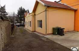 2 case cuplate, 180 mp, 640 mp teren, curte comuna, zona linistita!