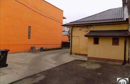 2 case cuplate, 180 mp, 640 mp teren, curte comuna, zona linistita!