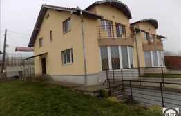 Duplex, 167 mp, 350 mp teren, zona Auchan.Imobil fara autorizatie de constructie