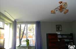 Casa cu 4 camere, 90 mp, teren 300 mp, mobilata, zona linistita