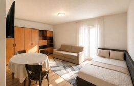 Apartament cu o camera, decomandat, 37 mp, balcon, parcare