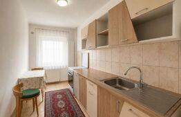 Apartament cu o camera, decomandat, 37 mp, balcon, parcare