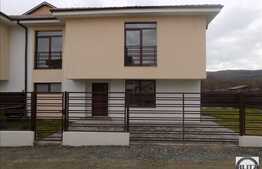 Triplex 100 mp, 175 mp de teren, zona strazii Campului