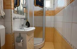 Apartament 3 camere decomandat, etaj intermediar, luminos, parcare, boxa