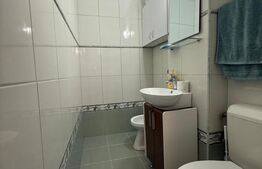 Apartament 3 camere decomandat, etaj intermediar, luminos, parcare, boxa