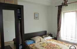 Vanzare casa in Vlaha, 2 unitati de duplex, pretabil si pensiune!